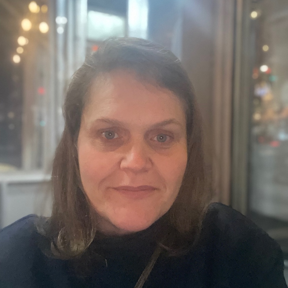 Meet your Posher, Elizabeth